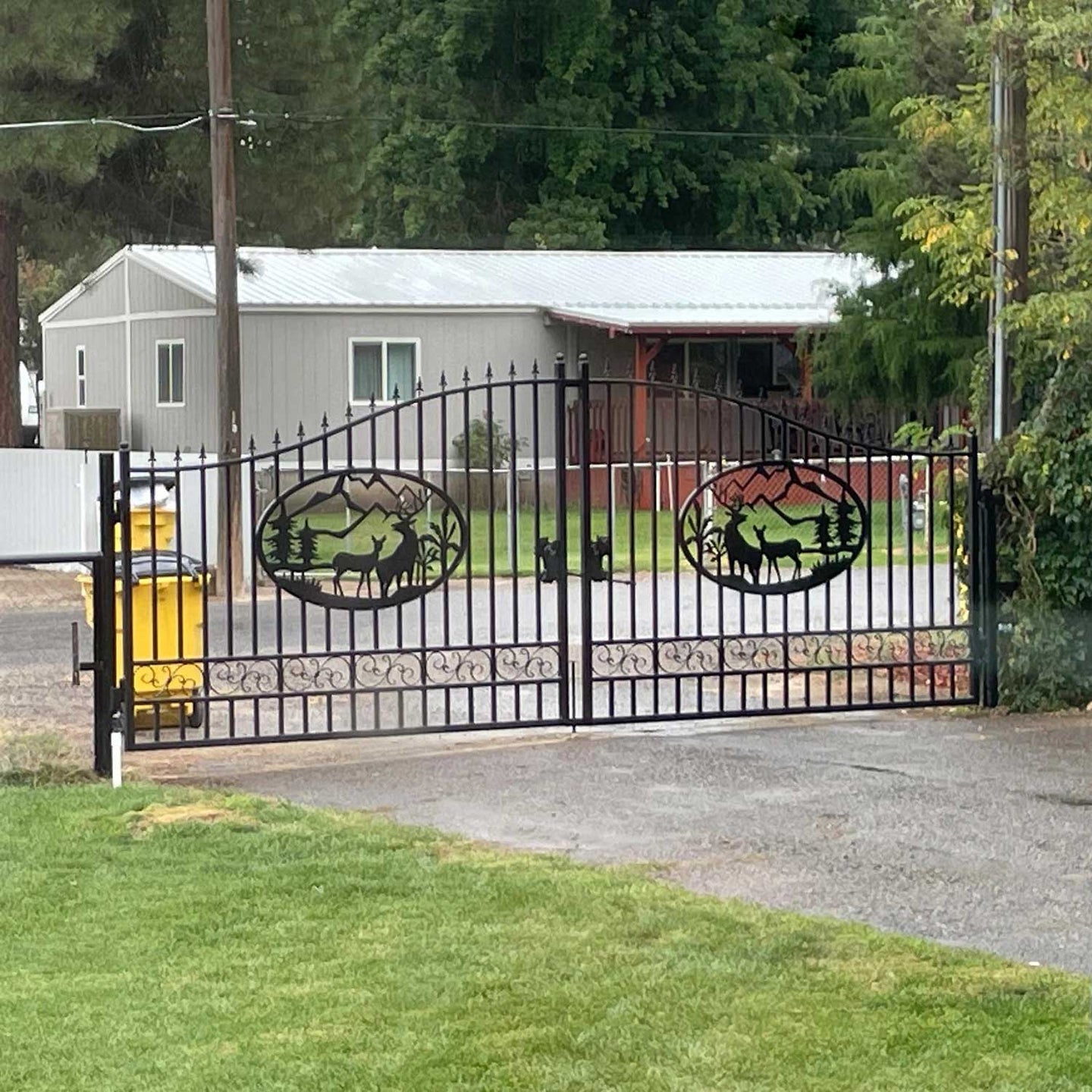Greatbear 20x8 ft Steel Dual Swing Driveway Gate - Serenity Provision