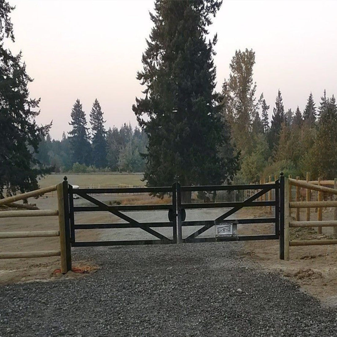 Greatbear 20 ft Farm Driveway Gate with Diagonal Tubes, Dual Swing - Serenity Provision