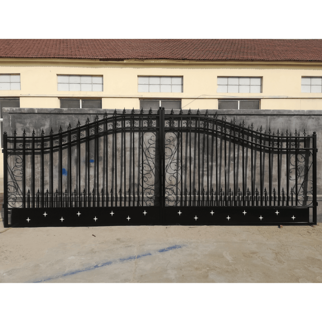 Greatbear 14x8 ft Steel Dual Swing Driveway Gate - Serenity Provision